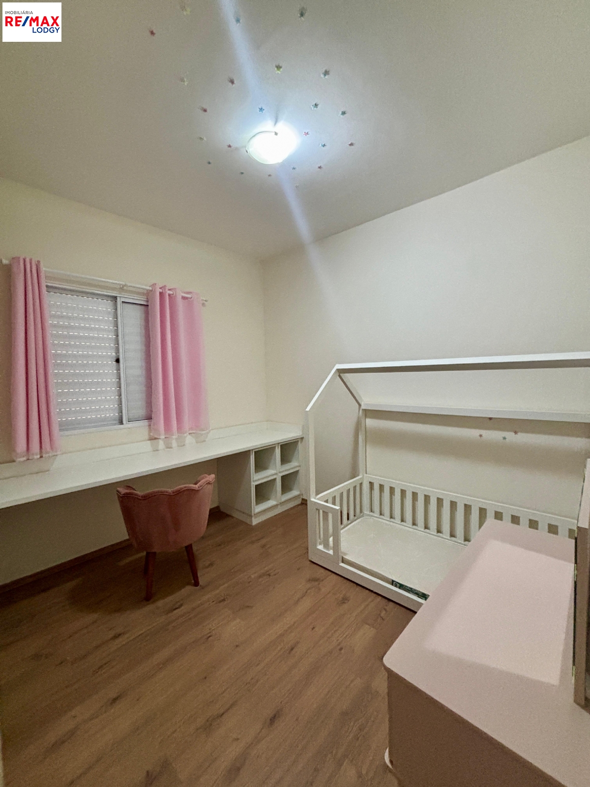 Apartamento em Jardim Carambeí, São Roque - Apartamento Mobiliado em Condomínio. - Foto 3